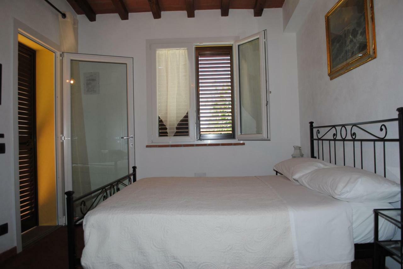 Hotel Il Poggio à Pontedera Extérieur photo
